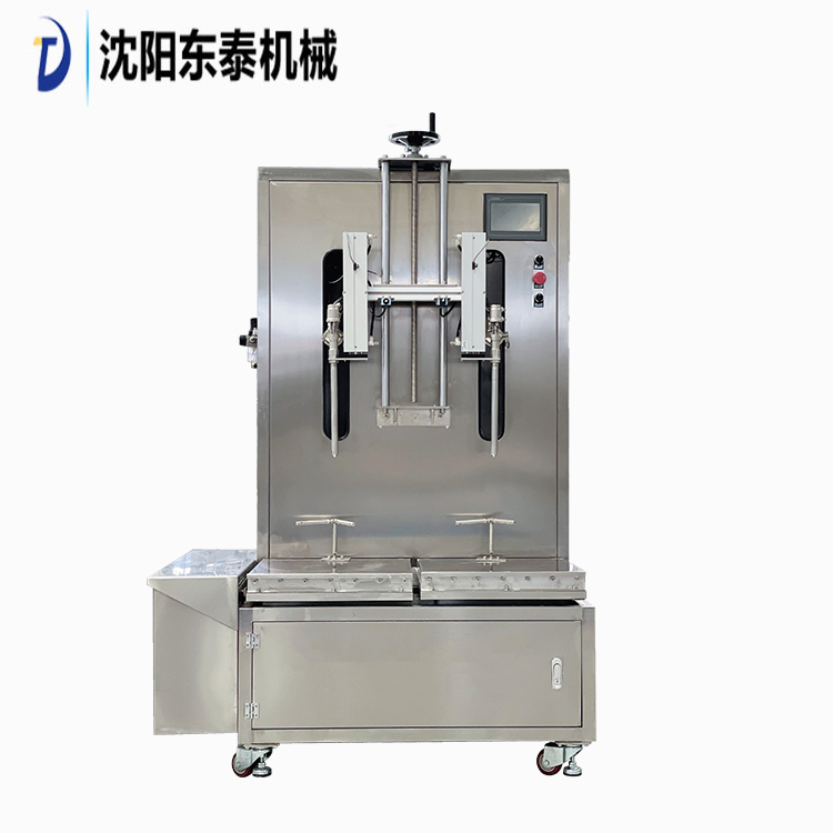 双头液体饮料灌装机